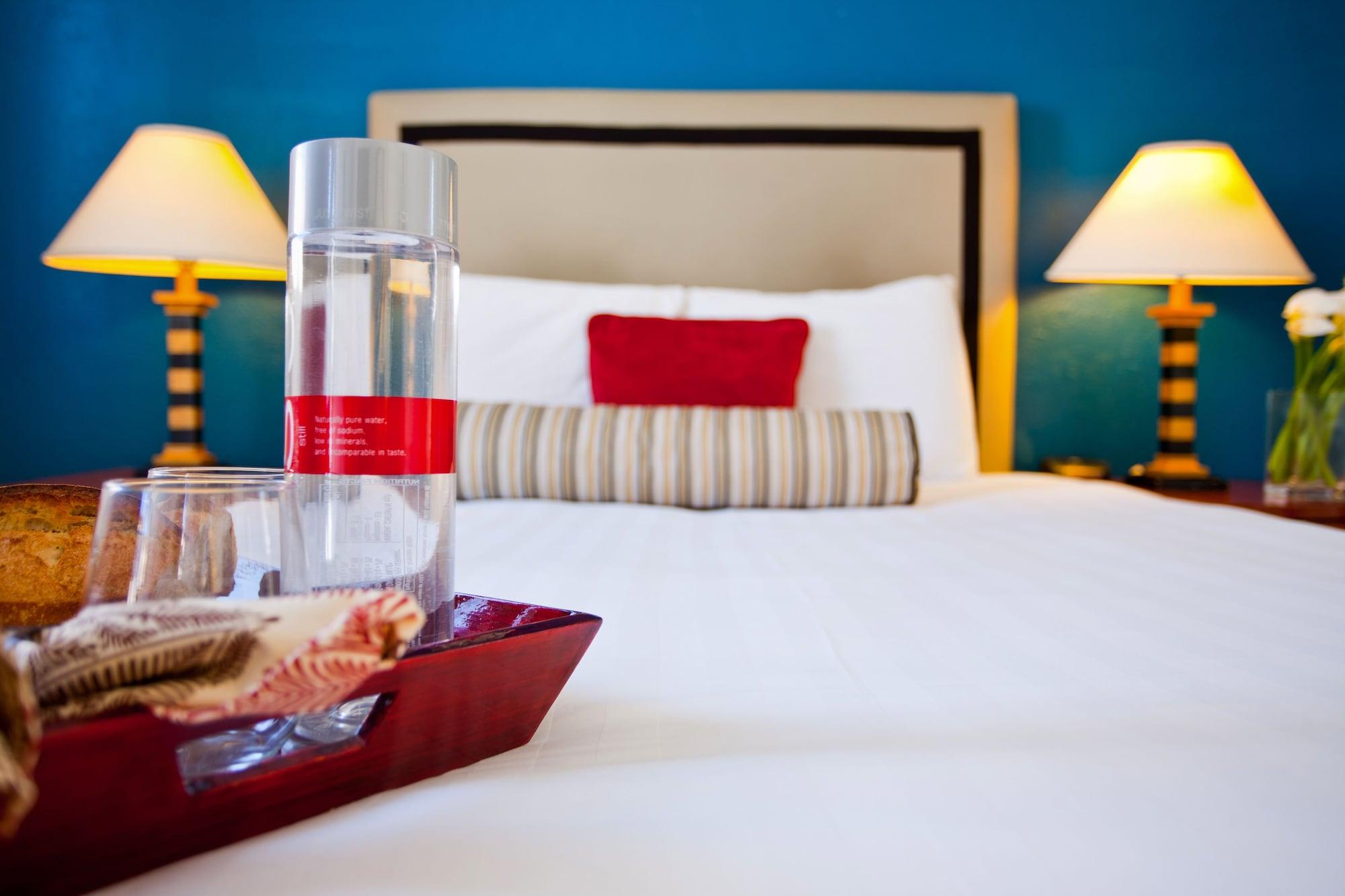 Alpine Inn & Suites Дейли-Сити Экстерьер фото